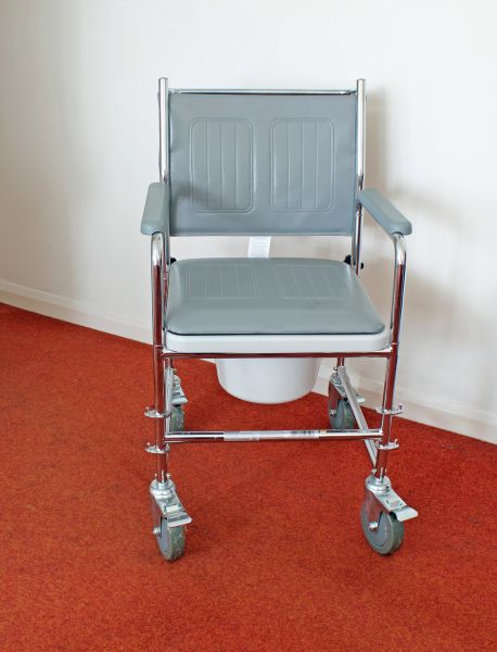 Cost of Commode Replacement in Irvine